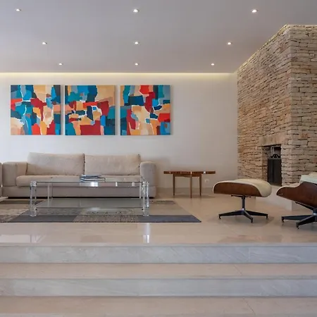 Deslumbrante V6 Willa *