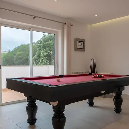 Deslumbrante V6 Villa