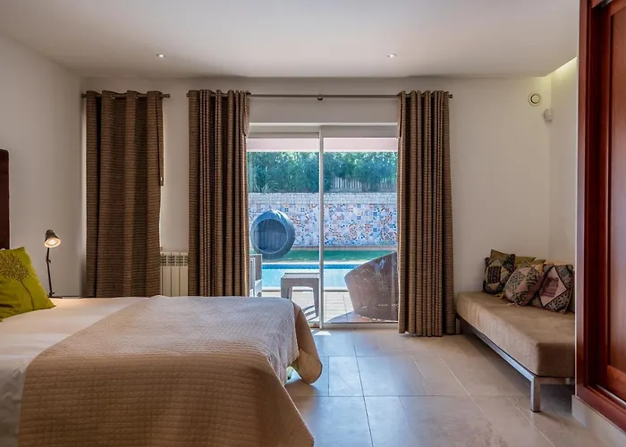 Villa Deslumbrante V6 *