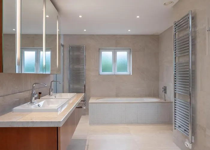 Villa Deslumbrante V6 *